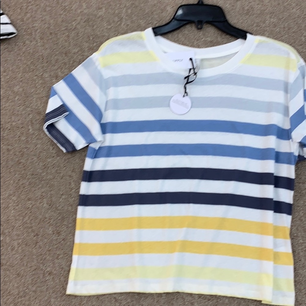 Z SUPPLY shortsleeve t.    NWT